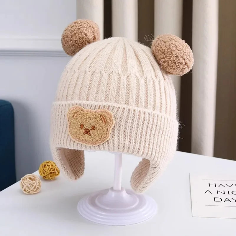 Chapeau en laine pour bébé