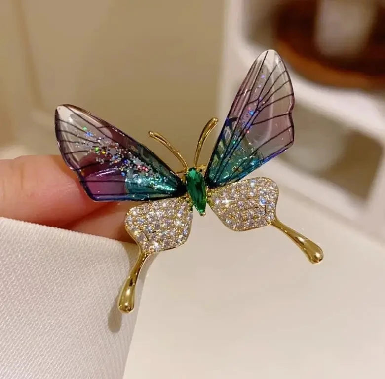 Broche de Luxe en Cristal et Perles Flocon de Neige