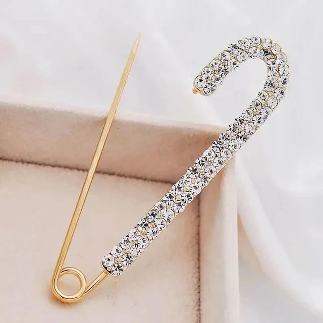 Broche de Luxe en Cristal et Perles Flocon de Neige