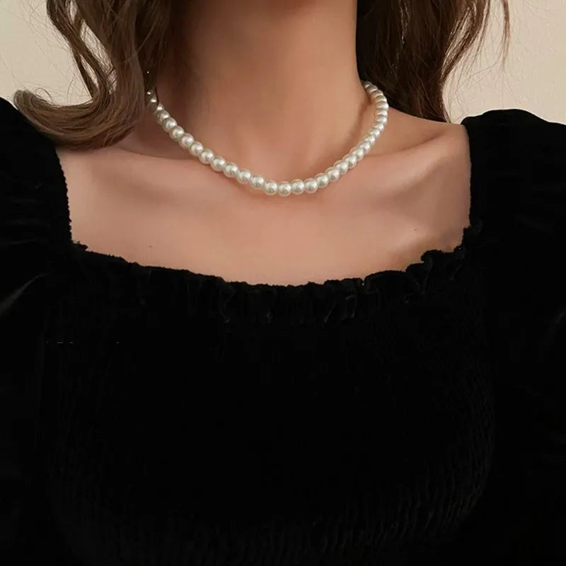 Collier Ras-du-Cou Cœur d'Amour en Perles