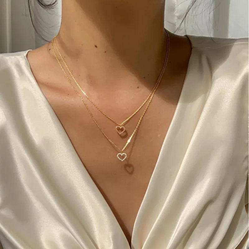 Ensemble de Colliers à Pendentifs en Cristal Zircon