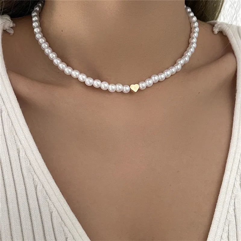 Collier Ras-du-Cou Cœur d'Amour en Perles