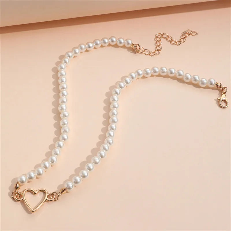 Collier Ras-du-Cou Cœur d'Amour en Perles