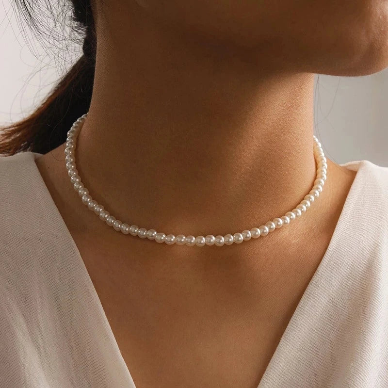 Ensemble de Colliers à Pendentifs en Cristal Zircon