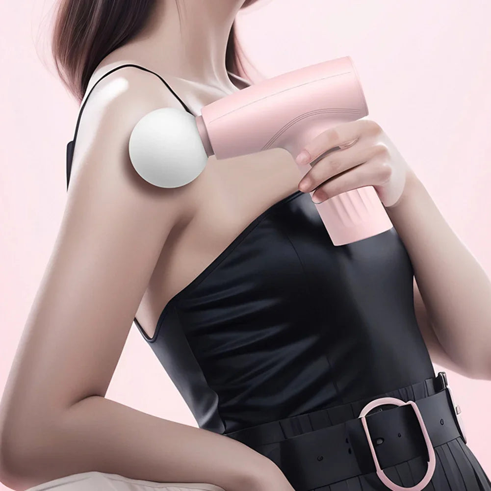 Mini Fascia Gun Pink, un pistolet de massage compact et élégant